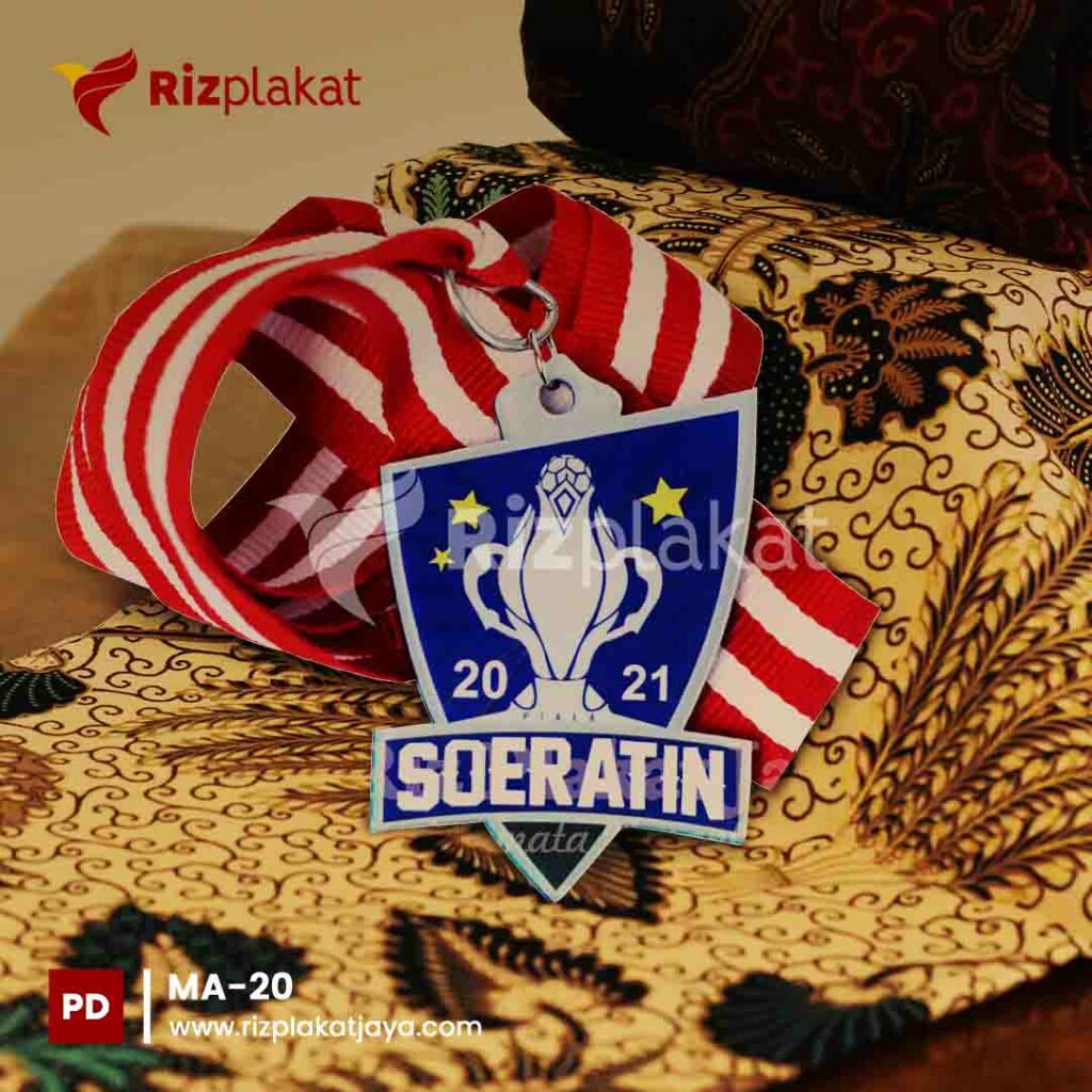 Souvenir medali akrilik