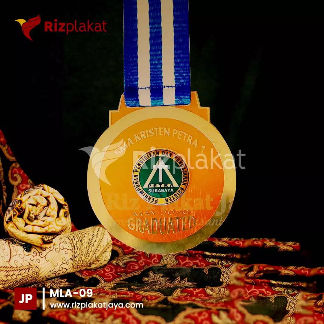 Medali Wisuda Logam Anodes