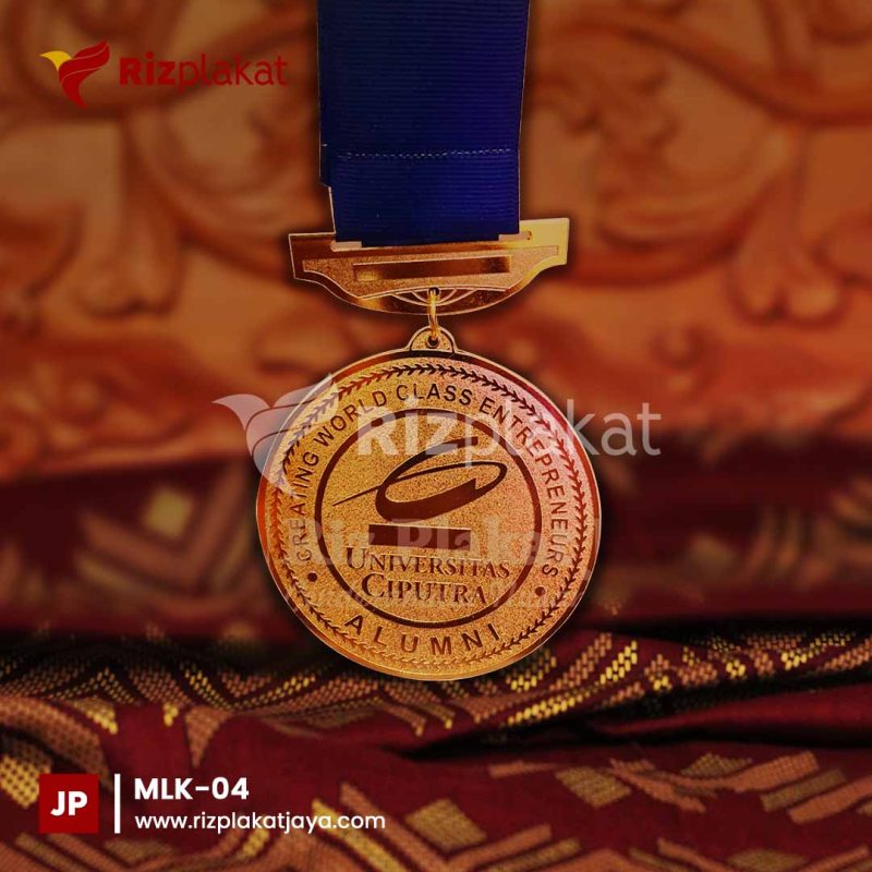 MLK-04 Produsen medali kuningan