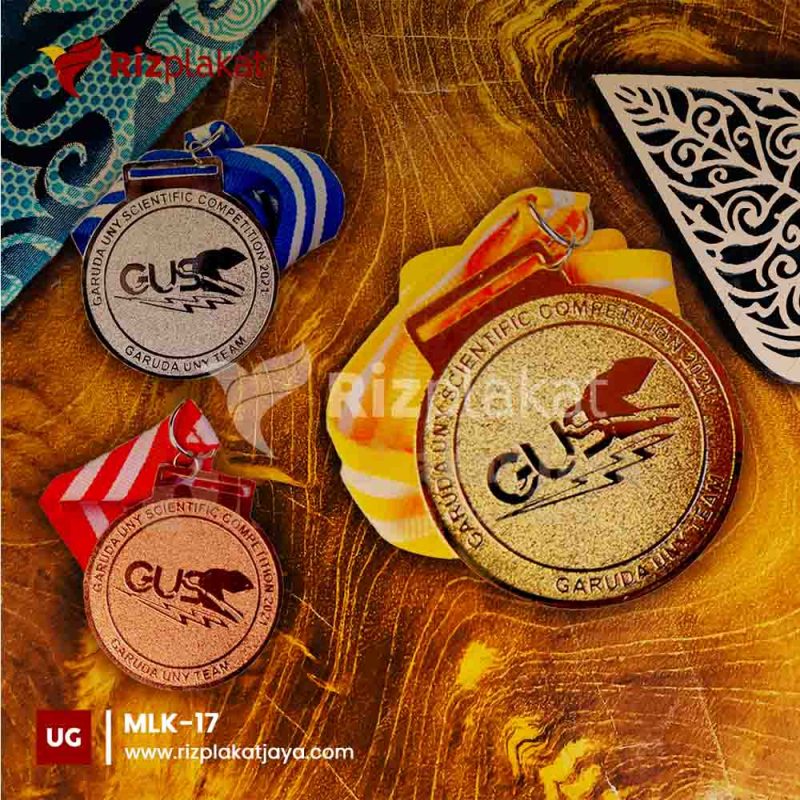 MLK-17 Medali kuningan eksklusif
