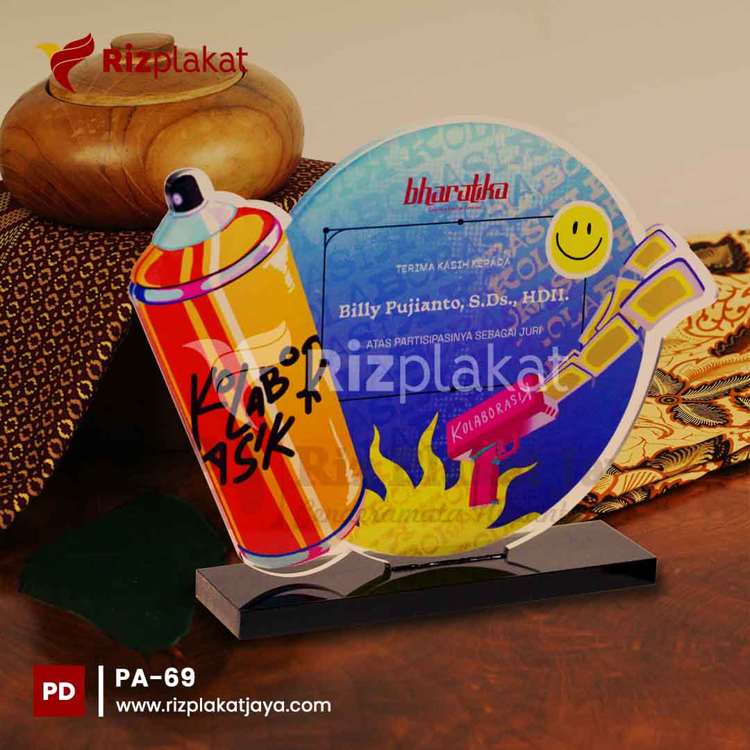 plakat akrilik karikatur