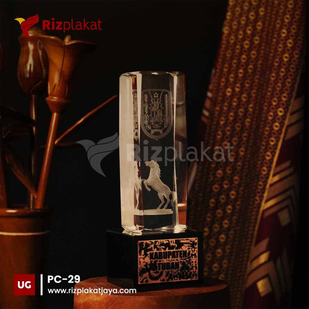 plakat kristal tuban