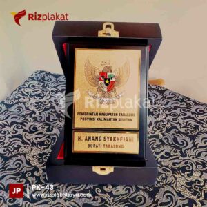 Plakat Kayu Bupati Tabalong