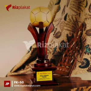 plakat kayu sporty