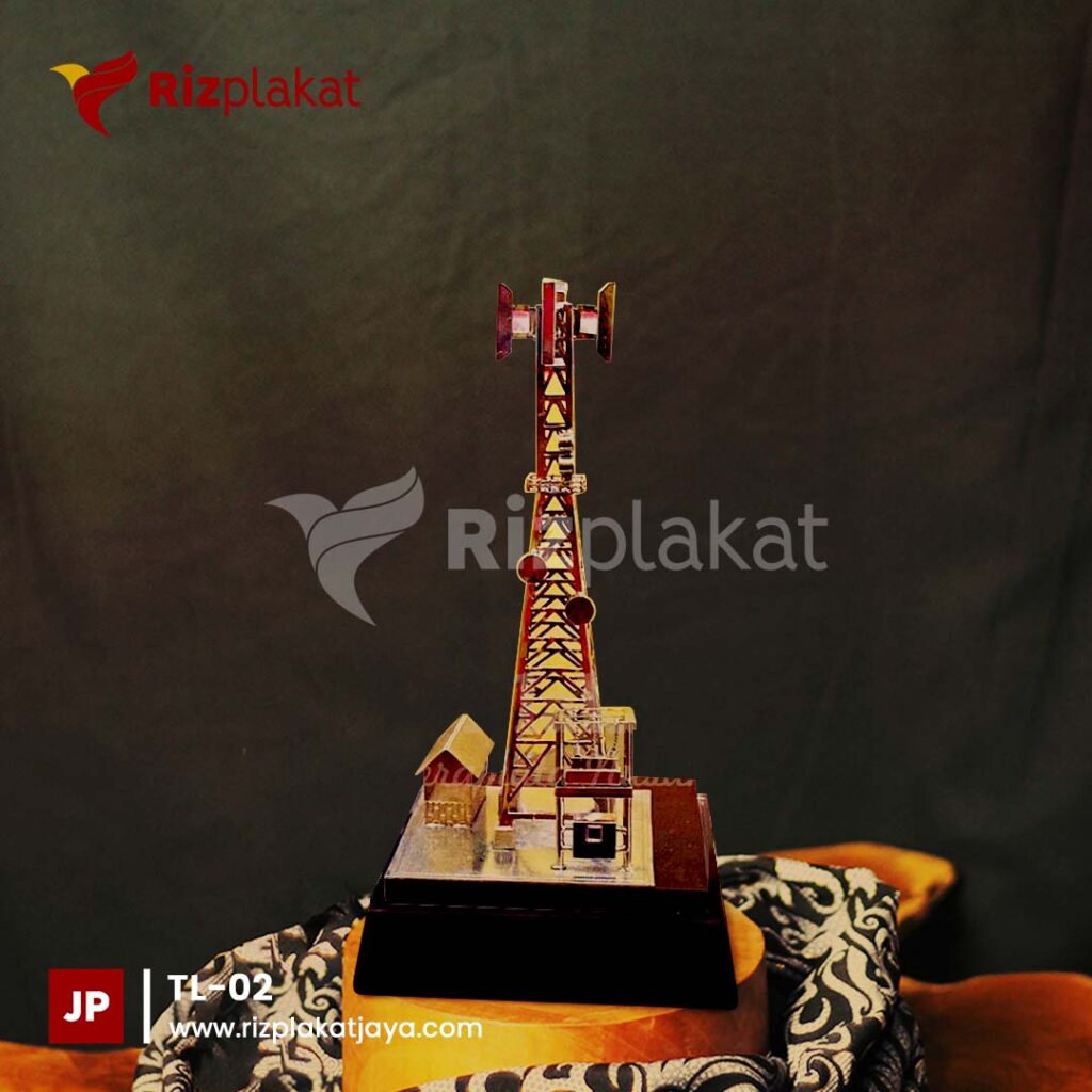 Trophy Logam Miniatur Tower