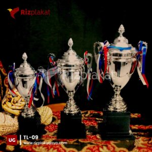 Trophy Logam Turnamen Basket