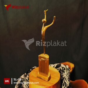 Plakat Logam Kejuaraan Nasional