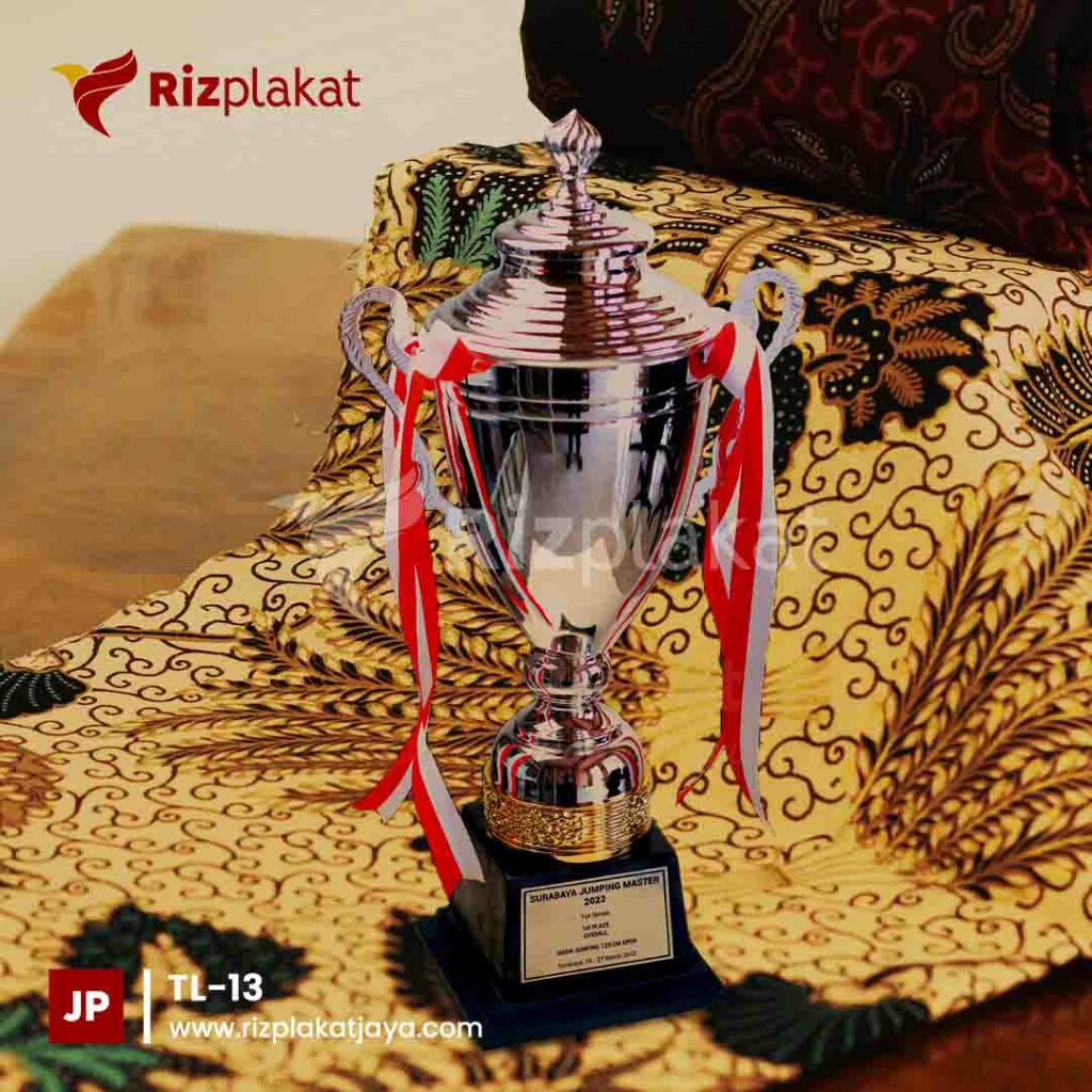 Trophy Logam Surabaya Jumping Master