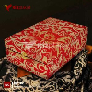 Box Plakat Motif Batik