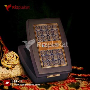 Box Plakat Kayu Bank NTB