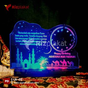 plakat lampu akrilik