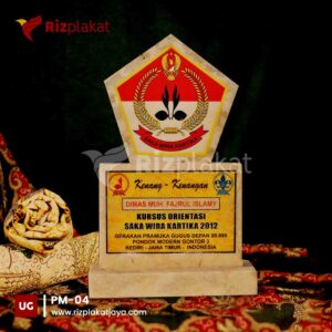 Plakat Marmer Pondok Modern Gontor