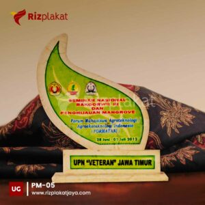 Plakat Marmer Seminar UPN Jatim