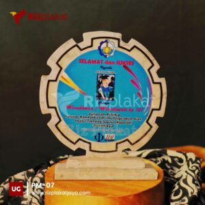 Plakat Marmer Wisuda ITS