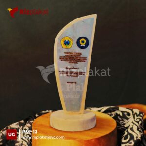 Plakat Marmer Universitas Bhayangkara