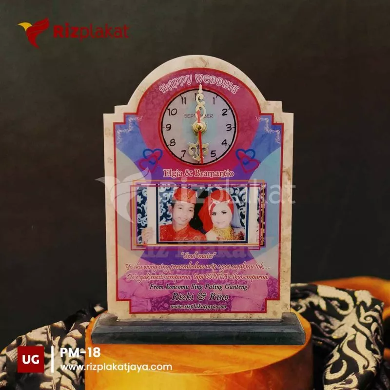 Piala Marmer Pernikahan Custom