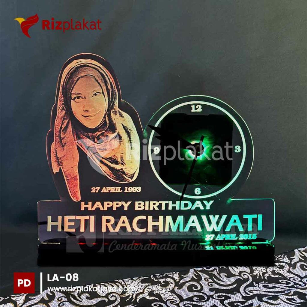 Hadiah Lampu Akrilik Surabaya