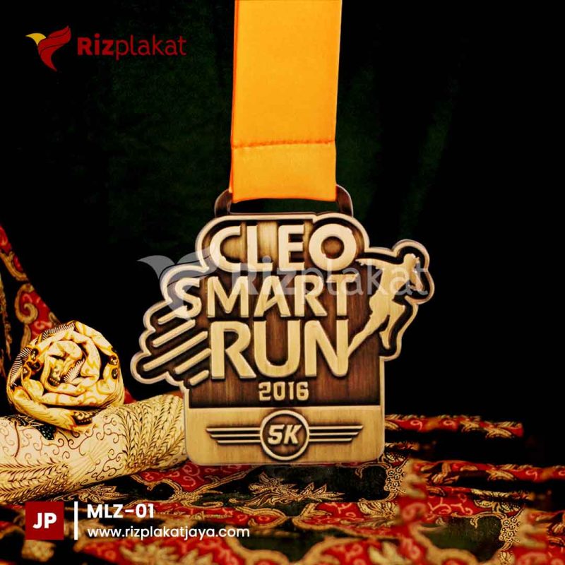 MLZ-01 Medali zinc alloy custom