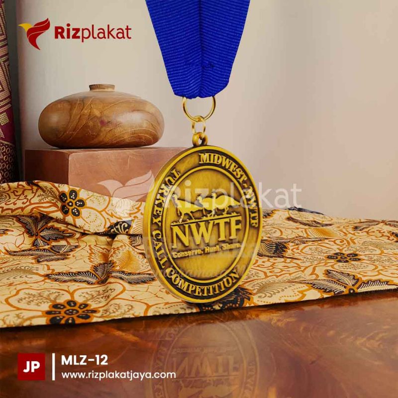 MLZ-12 Grosir medali zinc alloy
