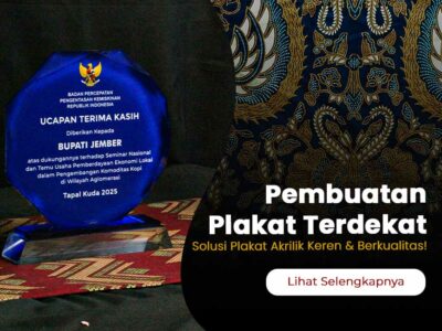 Kw artikel moneysite: pembuatan plakat terdekat. vol: 590.