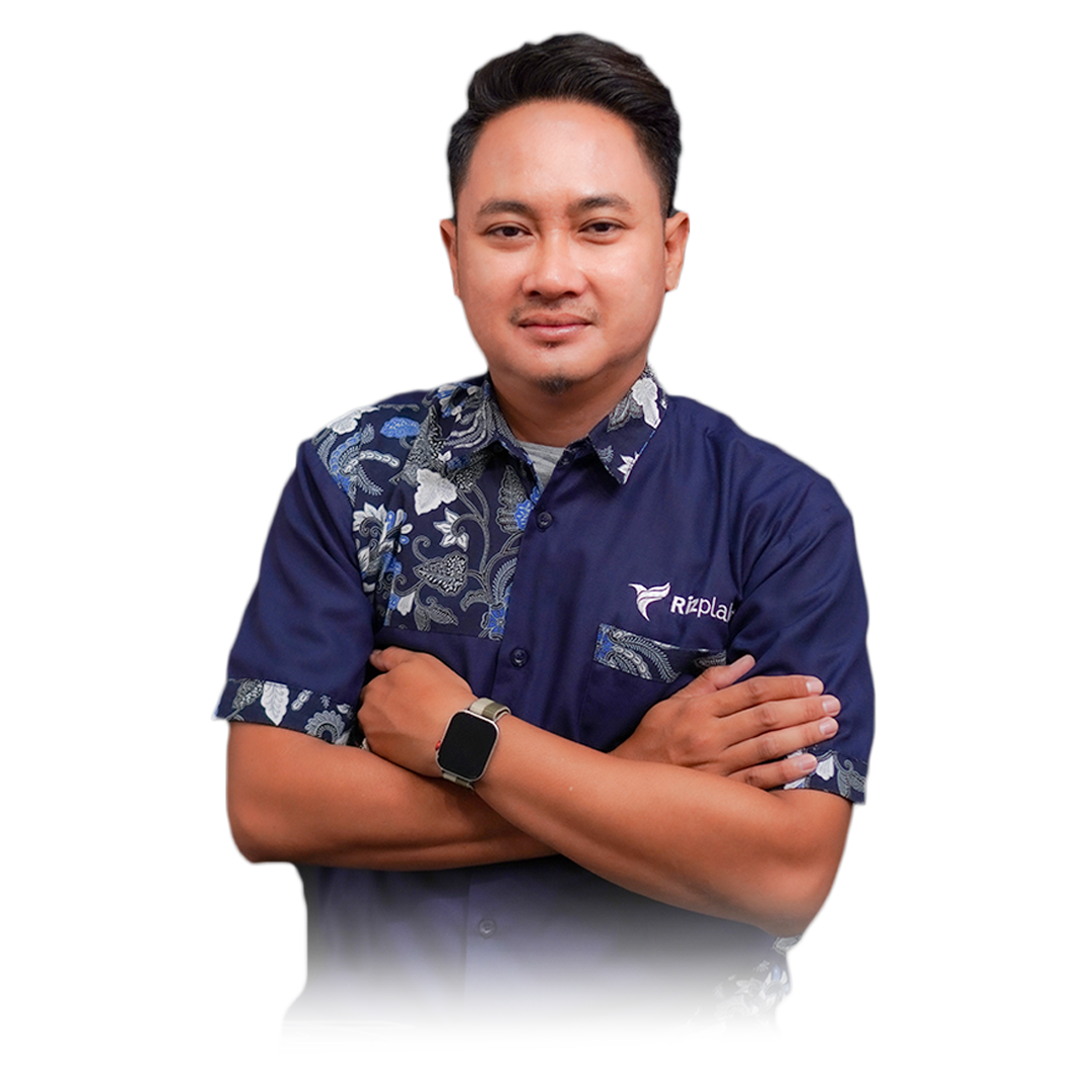 FOTO WEB BAPAK RIZKI