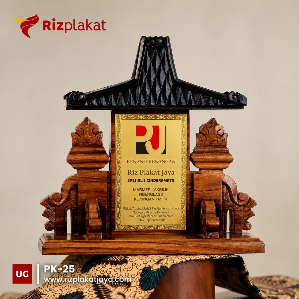 Plakat Kayu Tradisional Rizplakat